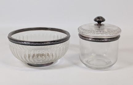 Ensemble en verre taillé ou cristal et argent cise