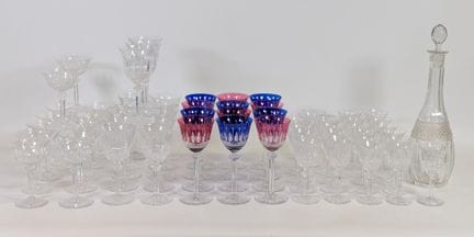圣路易斯（SAINT LOUIS），“Tommy”系列，一套精美的切割水晶餐具，每件底部均刻有圆形“
