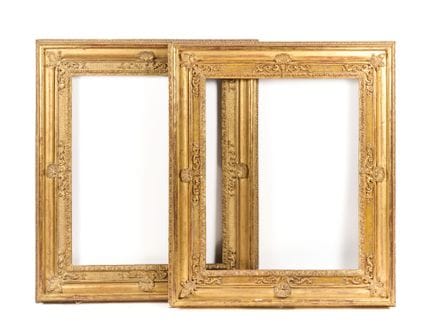 Ein Paar Rahmen aus Holz und geschnitztem, vergold