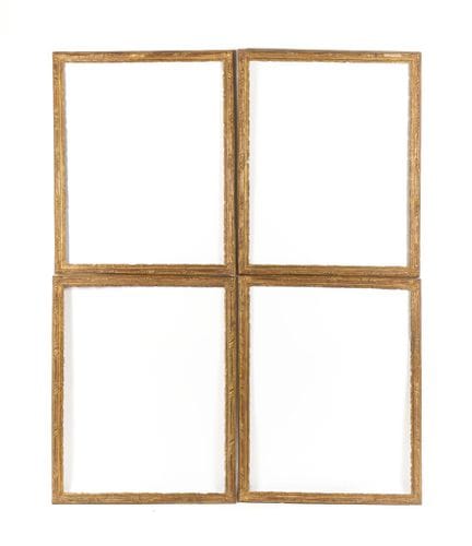 Set aus vier geschnitzten Holzleisten, verziert mi