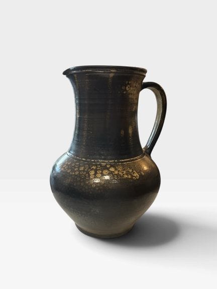 古斯塔夫·蒂福什（1930-2011），风格为
一件大型釉面陶瓷壶。
高40厘米