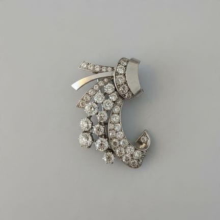 French ARTISANAL WORK, 1940–1950
Brooch in 750° wh