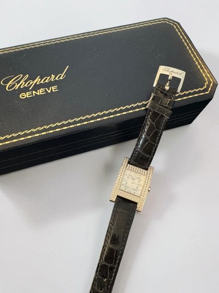 CHOPARD. Your Hour Model 
18k white gold watch (75