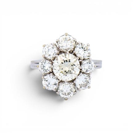ART French 20th Century
Daisy ring in 750° white g