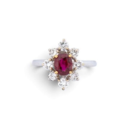 WORK French 20th century
Two-tone 750° gold daisy 