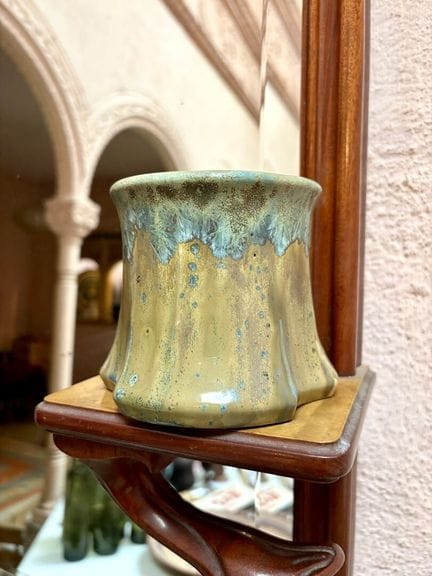 Petit cache pot en grès émaillé 
Travail vers 1900