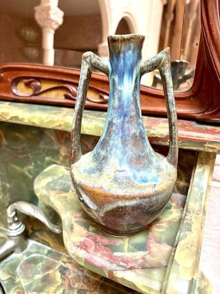 Vase balustre à deux anses en grès flammé 
Travail