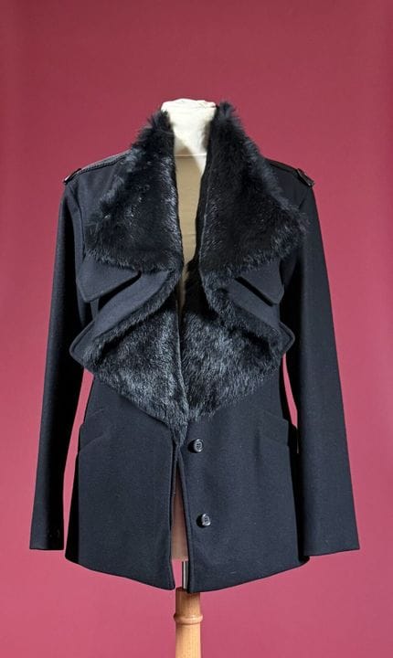 GIVENCHY 
Black wool-blend pea coat, wide notched 