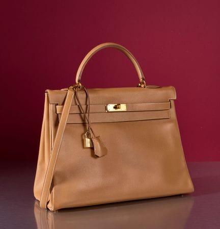 HERMÈS Paris Made in France 
Kelly 35 bag in Courc