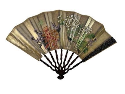 Chrysanthèmes et érables, Chine, vers 1905-1910 
É