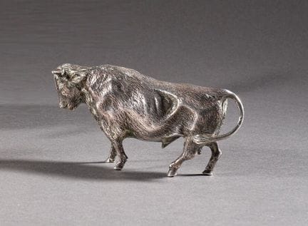Toro in argento (925 millesimi). 
Punzone Charanço