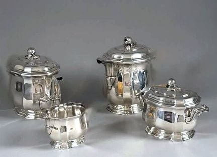 Servizio da tè e caffè in argento (925 millesimi) 