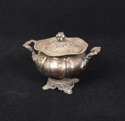 Pot à sucre en argent 925/1000e (poinçon Minerve) 