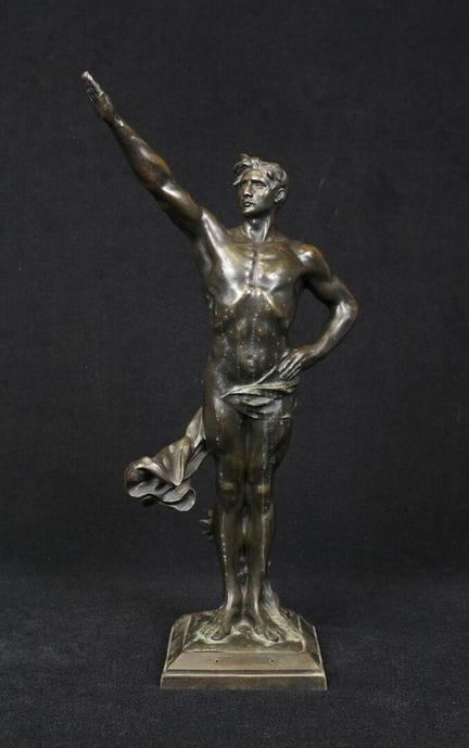 罗伯特·P·德兰德（Robert P. DELANDRE，1879-1961）。青铜雕塑，表现一位行