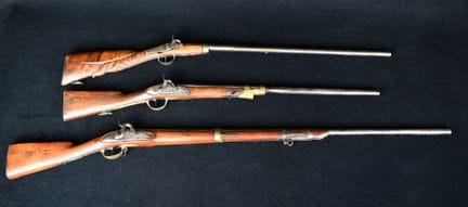 Set of three single-shot percussion rifles intende