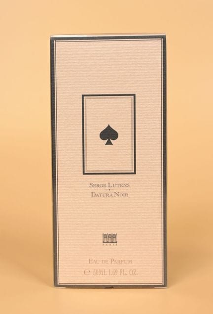 Serge Lutens - «Datura Noir» - (2001)
Frasco de la