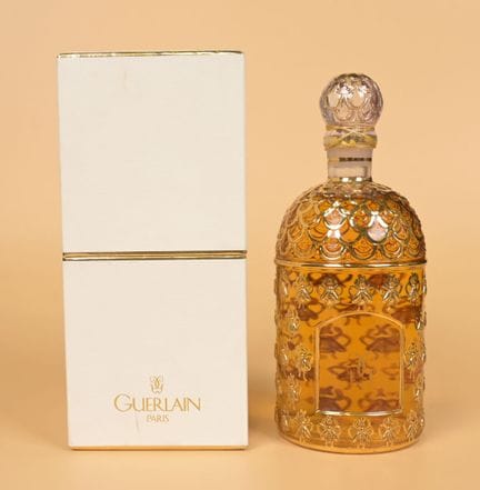 Guerlain - «Liu» - (1928)
Frasco modelo «abejas do