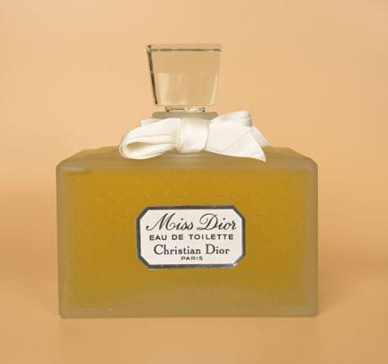 Christian Dior - «Miss Dior» - (1947)
Frasco publi