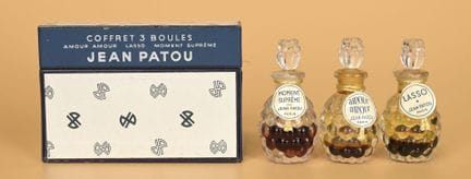 Jean Patou - (años 1955-1960)
Estuche de cartón fo