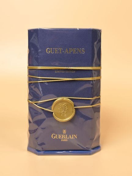 GUERLAIN - GUET-APENS. (1999). Se presenta en su e