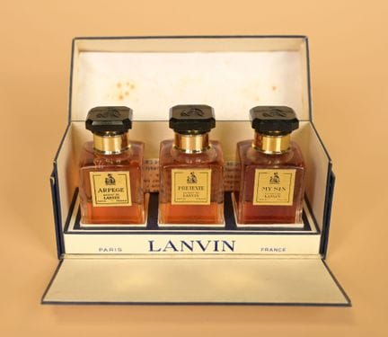 Perfumes Lanvin - (años 50)
Estuche de cartón forr