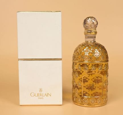 Guerlain - «Héritage» - (1992)
Frasco modelo «abej