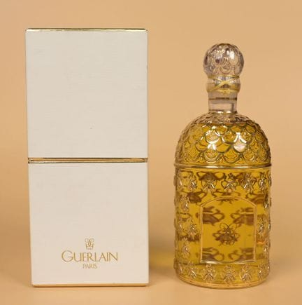 Guerlain - «Nahéma» - (1979)
Frasco modelo «abejas