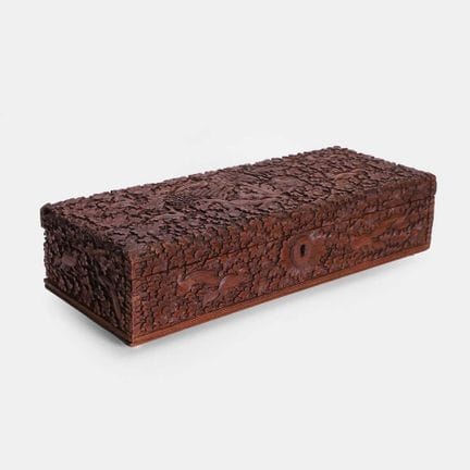 Boîte indienne en bois de santal sculpté, fin du X