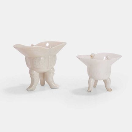Two Chinese blanc de Chine jue cups, Qing dynasty 