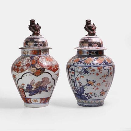 Two Japanese Imari vases, 18th-19th century, each 