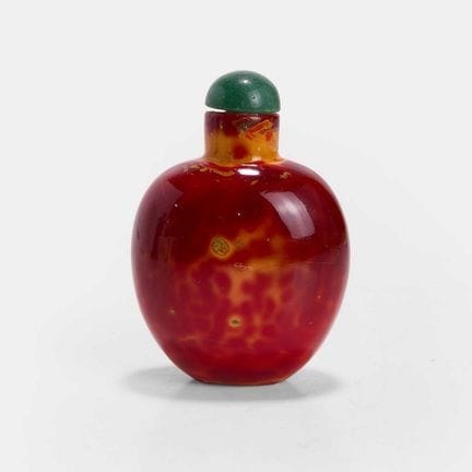 Une fiole à priser chinoise en verre « réalgar », 