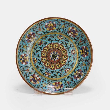 A Chinese cloisonné dish, Qing dynasty (1644-1911)