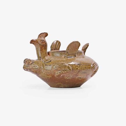 Eine chinesische Wasserkaraffe mit Seladon-Glasur 