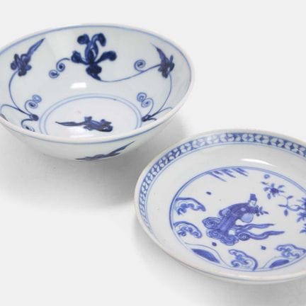 Deux pièces chinoises bleues et blanches, de la fi
