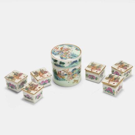 A collection of Chinese famille rose miniature box