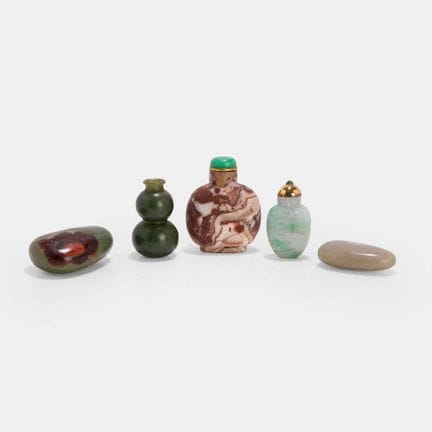 A collection of Chinese hardstone snuff bottles, 1