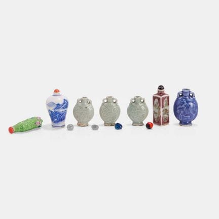 A collection of Chinese porcelain miniature vases 