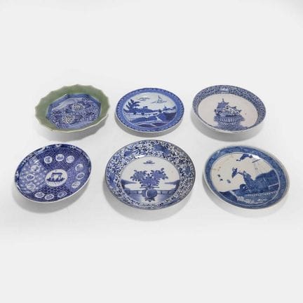 A collection of six Japanese blue and white plates