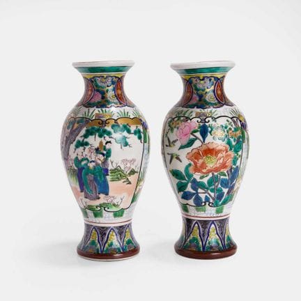 A pair of Japanese Kutani ware vases, early 20th c