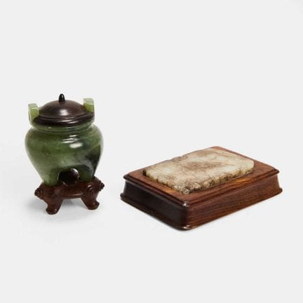 Two Chinese jade carvings, 19th-20th century, comp