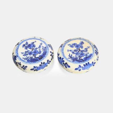 A pair of Chinese blue and white boxes, Kangxi (16