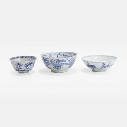 Three Chinese blue and white bowls, late Ming dyna