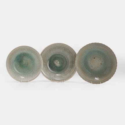 Three Southeast Asian celadon bowls, 17th century 