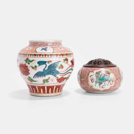 Un pot chinois « wucai », de la fin de la dynastie