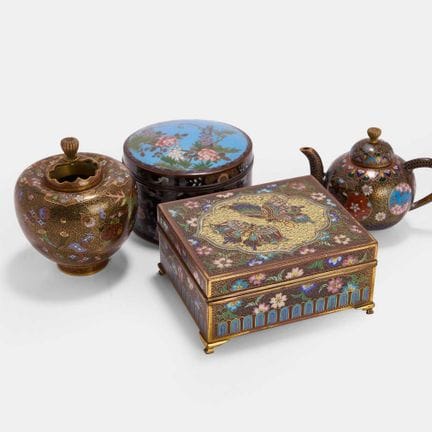 A group of Japanese cloisonné, 20th century, compr