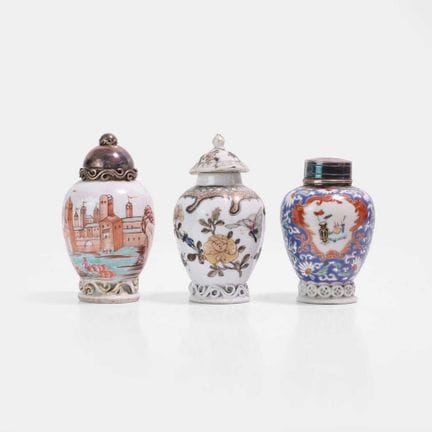 Three Chinese export famille rose tea caddies, 18t