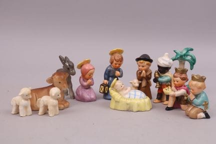 [RELIGION]. [Maria Innocentia HUMMEL].
Krippenszen
