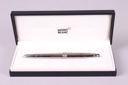MONTBLANC.
Meisterstück „Le Solitaire“. Kappe und 