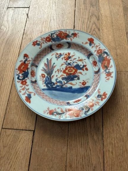COMPAGNIE DES INDES
ASSIETTE en porcelaine à décor