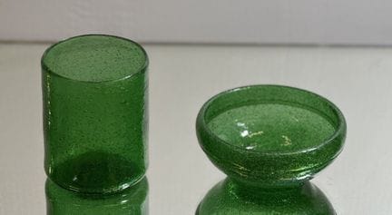 TINTED GLASS TOILETRY SET comprising: a glass jar 